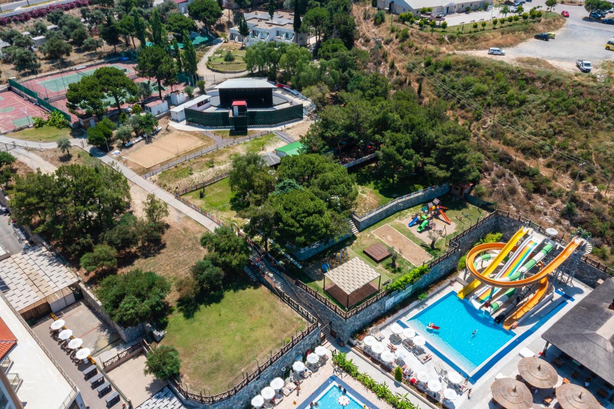 Ramada & Golf Kusadasi