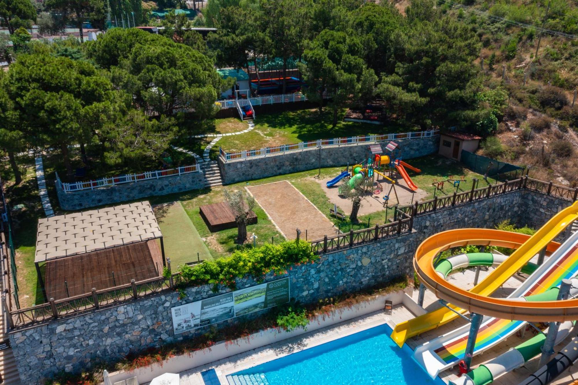 Ramada & Golf 5* Kusadasi