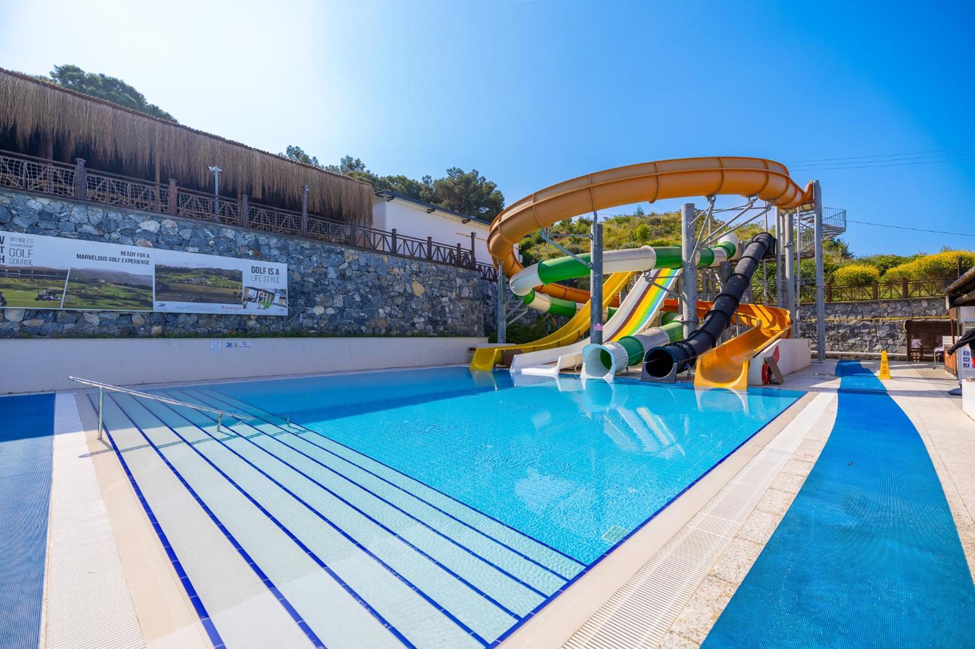 Ramada & Golf 5* Kusadasi