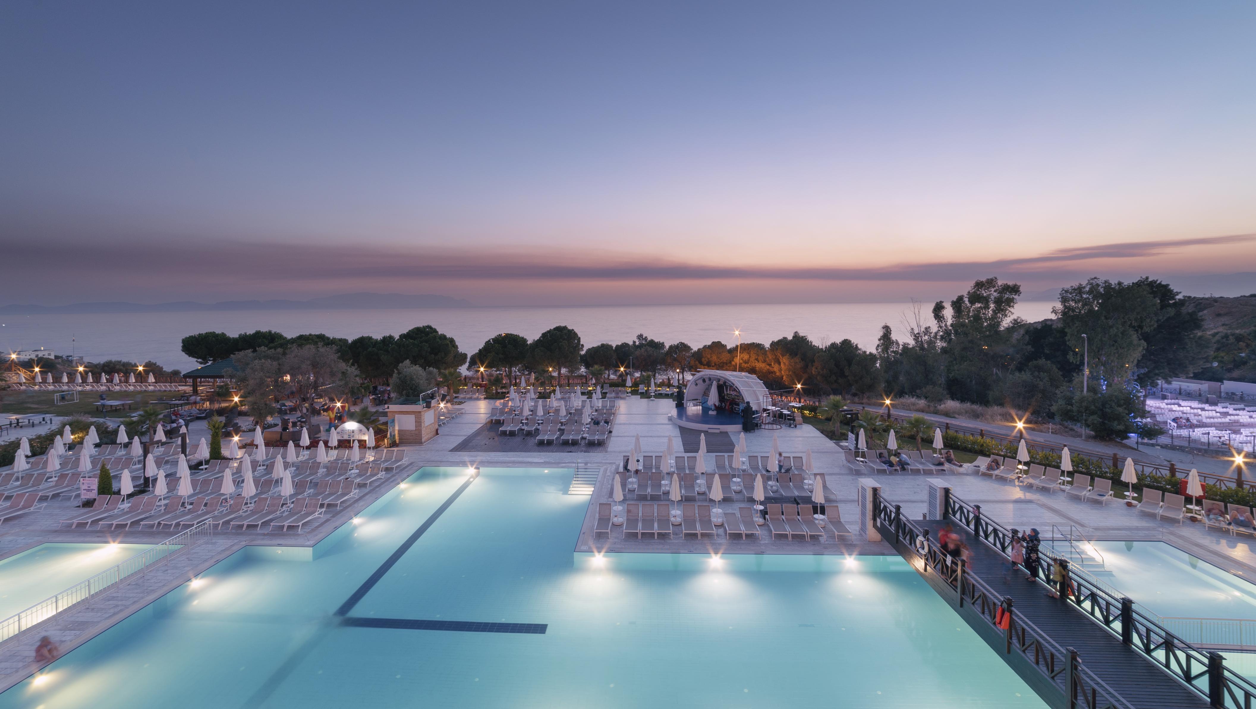 Ramada & Golf Resort Kusadasi