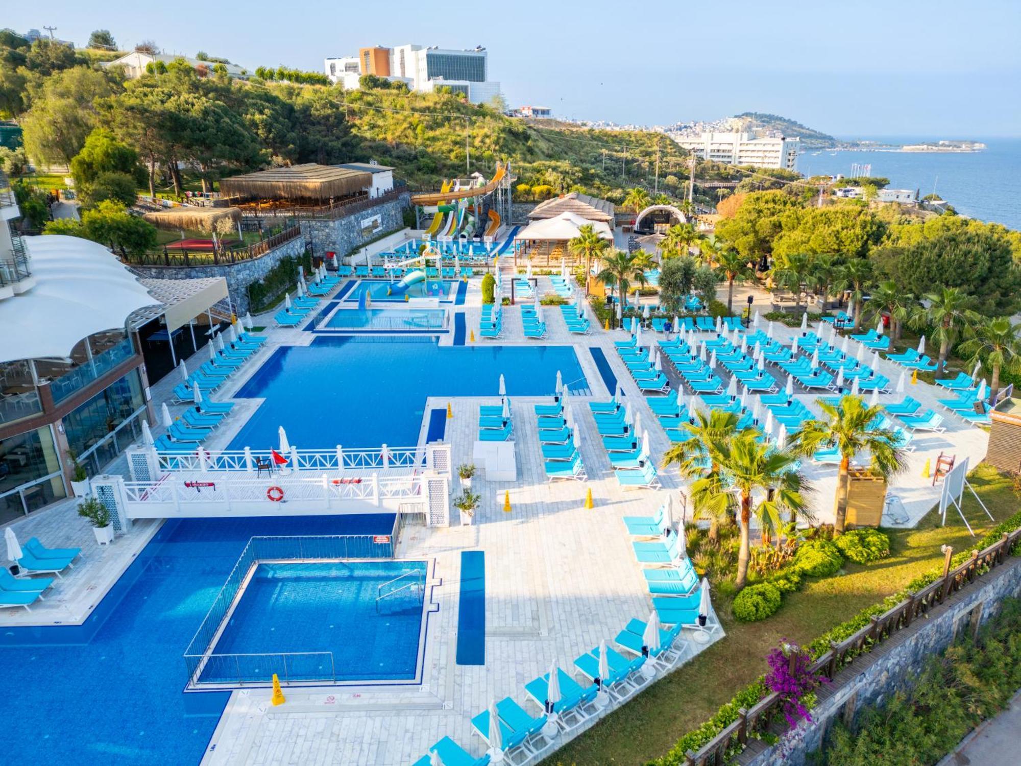 Ramada & Golf 5* Kusadasi