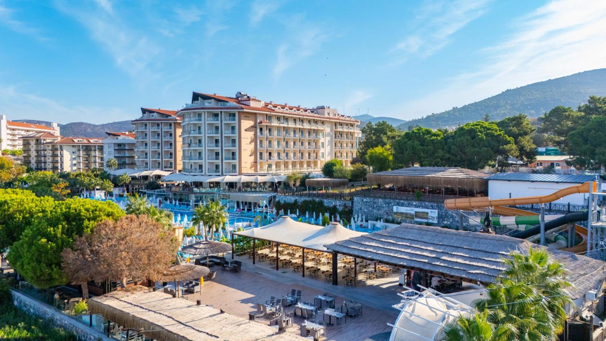 Ramada & Golf Kusadasi