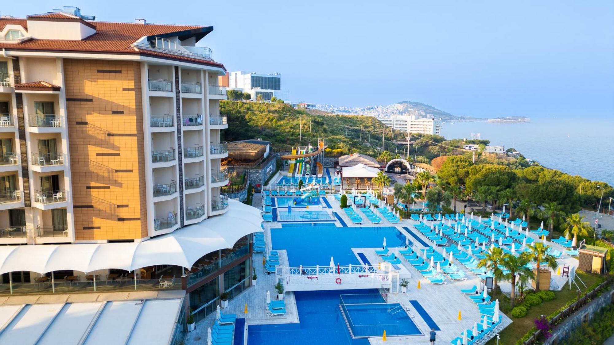 Ramada & Golf Kusadasi