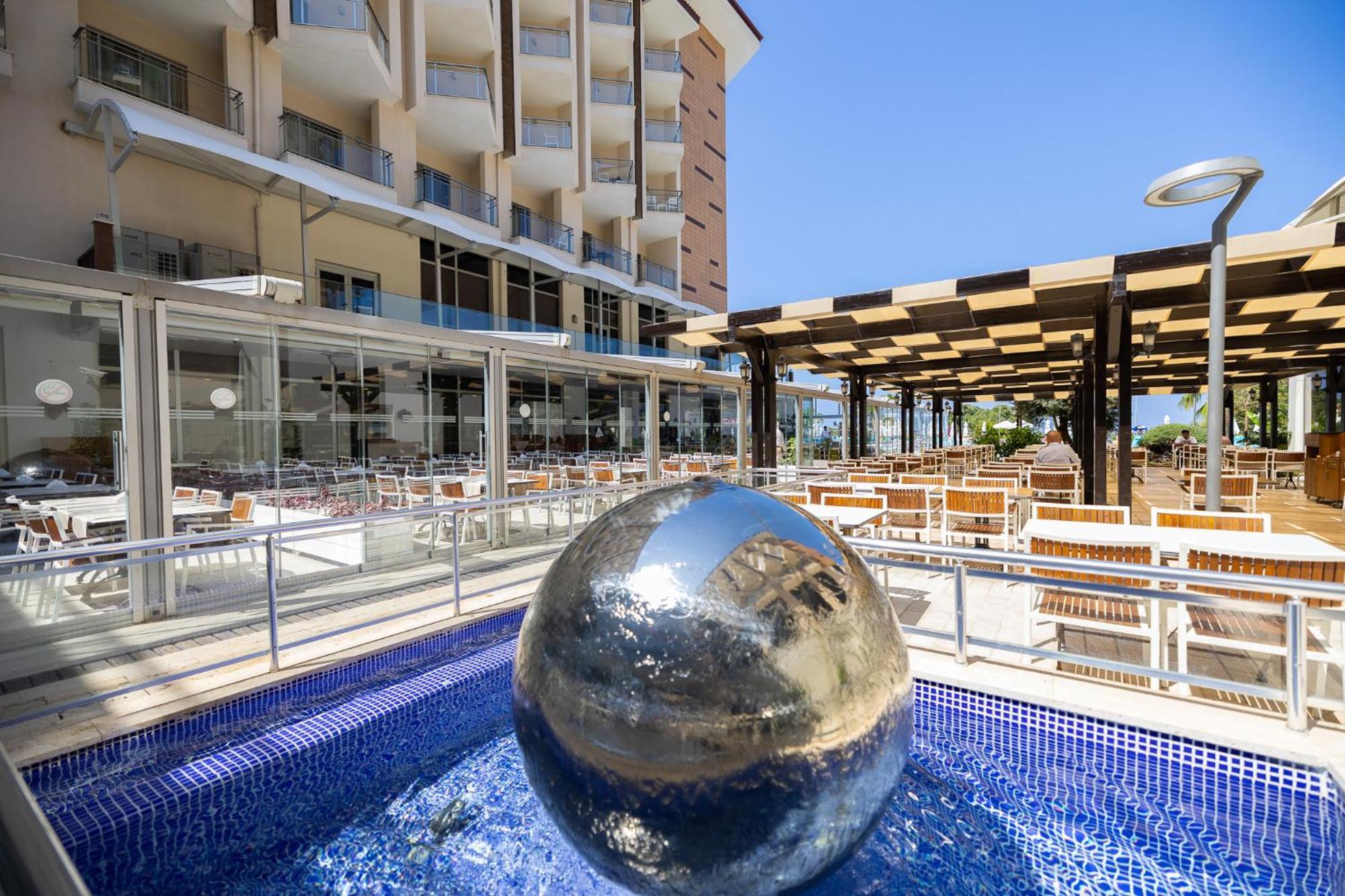 Ramada & Golf Kusadasi